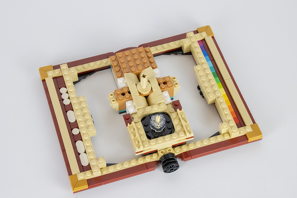 lego 21355 evolution of stem 08