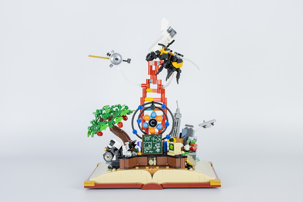 lego 21355 evolution of stem 22